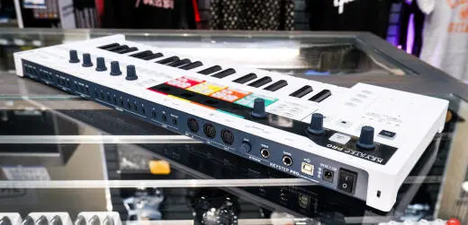 Arturia - KeyStep Pro Sequencer/Controller 2